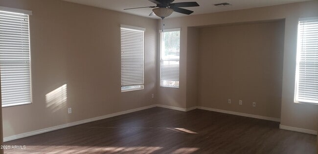 Building Photo - 3751 E Palo Verde St