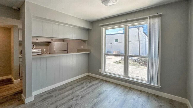 Building Photo - 4751 Aftonshire Dr