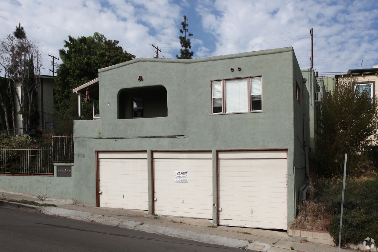 Building Photo - 3938-3942 Florida St