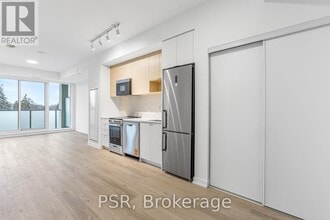 Building Photo - 4365 Bloor St W