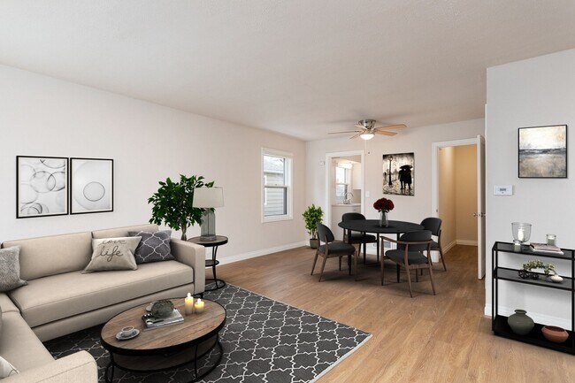 Building Photo - Townhome Style Duplex Near Alberta with ou...