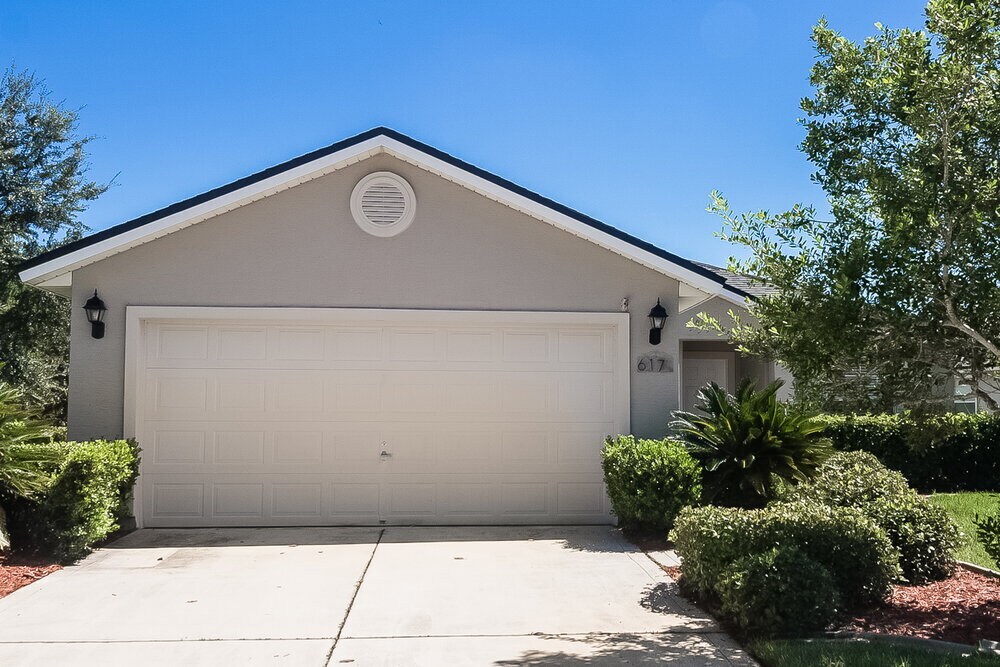 Foto principal - 617 Stonehill Pl