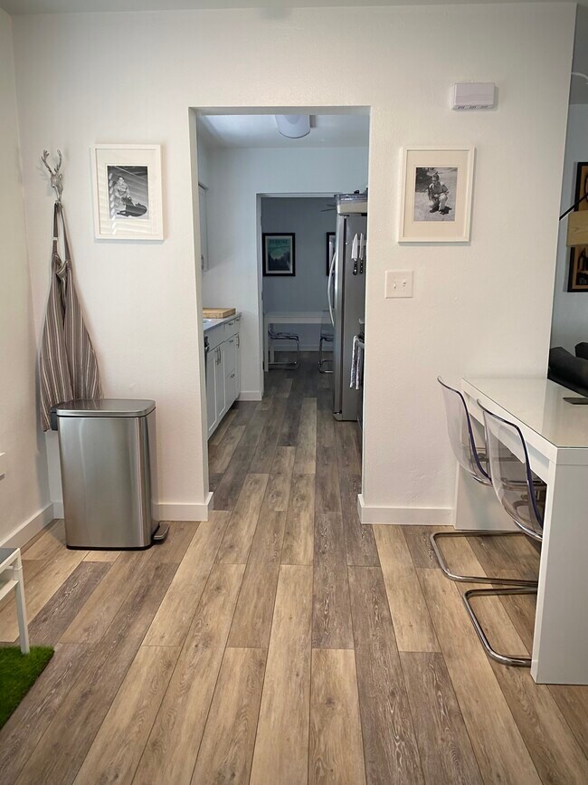 Foto del edificio - 420 Stonehenge Dr