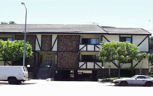 Building Photo - Burbank Garden Apartments