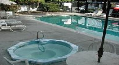 Piscina - Bart Creek Apartments