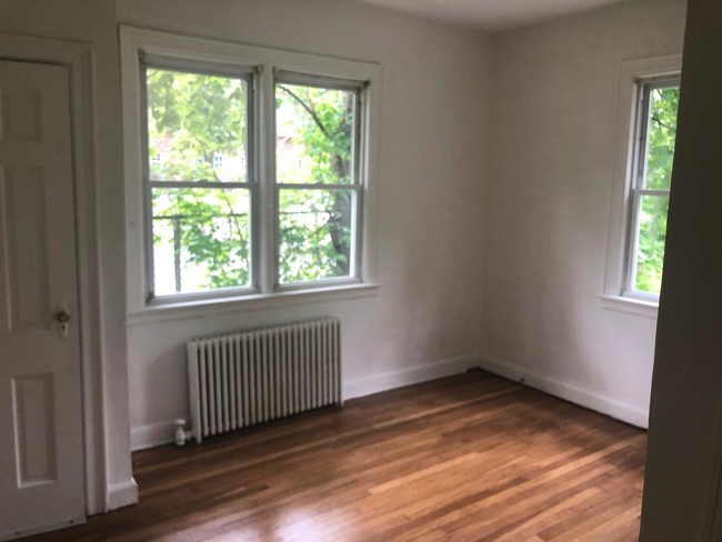 Building Photo - 1 bedroom in Scotch Plains NJ 07076
