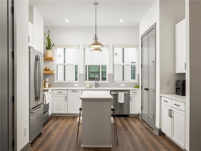 Foto del edificio - 1261 Wright Ln SE