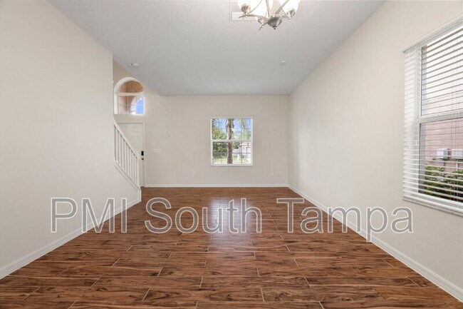 Building Photo - 13740 Newport Shores Dr