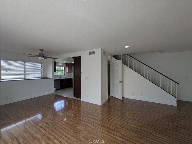 Foto del edificio - 1852 W 145th St
