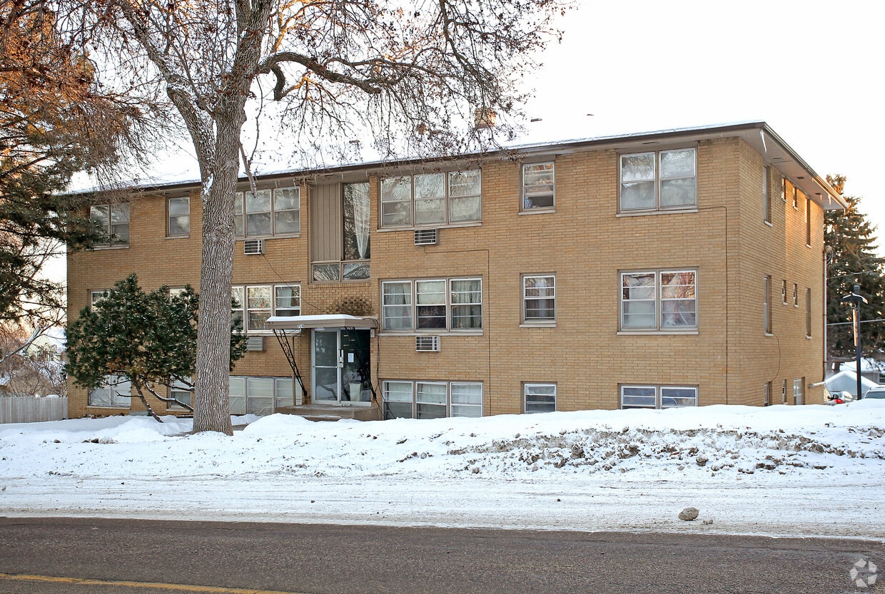 Primary Photo - Stryker Apartments