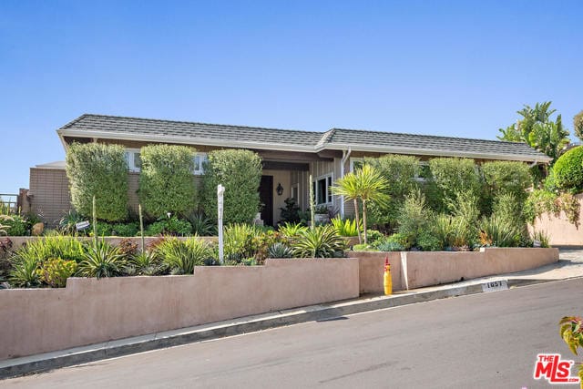 Building Photo - 1057 Glenhaven Dr