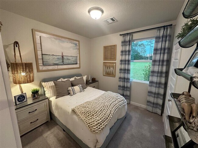 Building Photo - 208 Hanson Ridge Dr