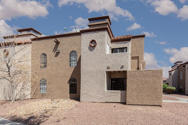 Foto del edificio - 2 bedroom in gated community with pool/spa...