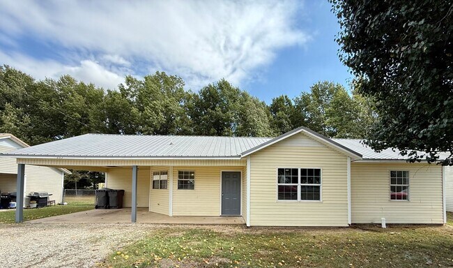 Foto del edificio - 3 Bedroom/2 Bathroom Home in Paragould AR ...