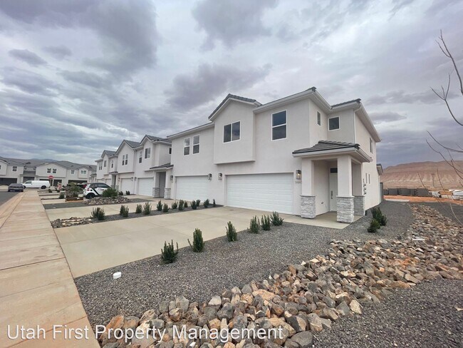 Building Photo - 3 br, 2.5 bath House - 3843 S Mustang Vall...