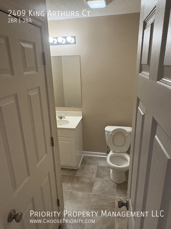 Building Photo - 2409 King Arthurs Ct