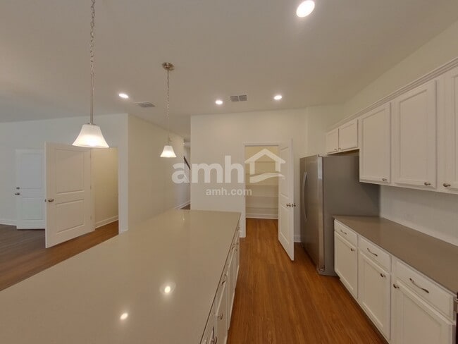 Foto del edificio - 3366 Bridge Haven Dr