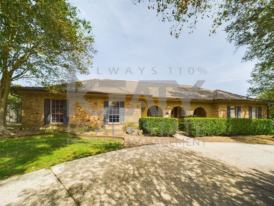 232 Thibodeaux Dr, Lafayette, LA 70503 House Rental in Lafayette, LA