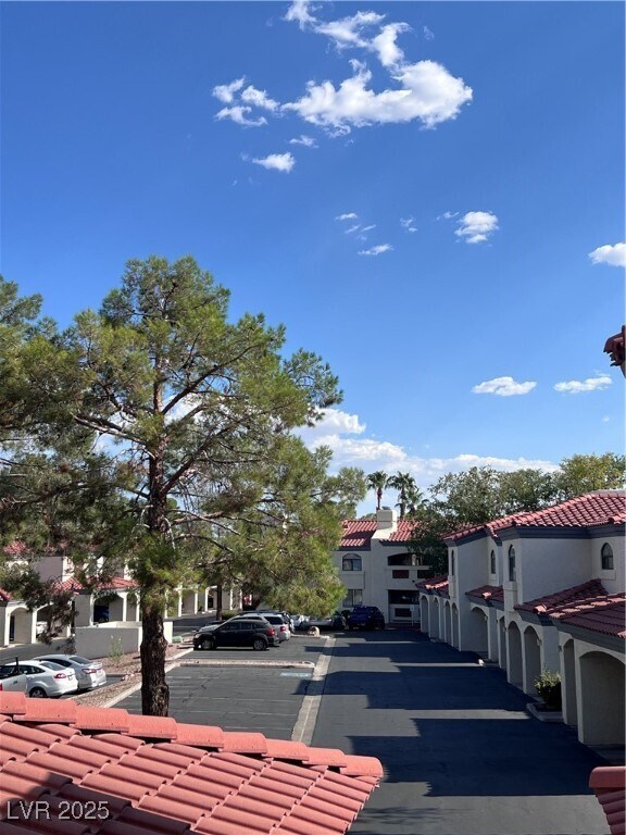 Primary Photo - 8455 W Sahara Ave