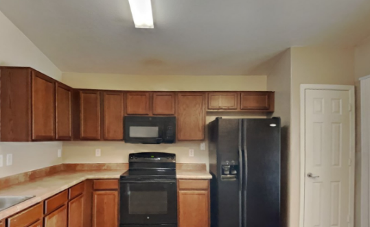 Primary Photo - 36590 W San Clemente St
