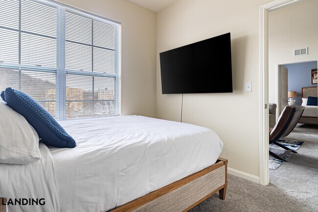 Foto del edificio - 400 Blake St