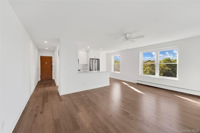 Foto del edificio - 305 Sixth Ave