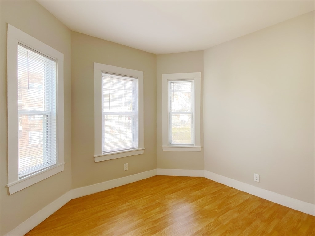 Foto principal - 73 Campbell Ave
