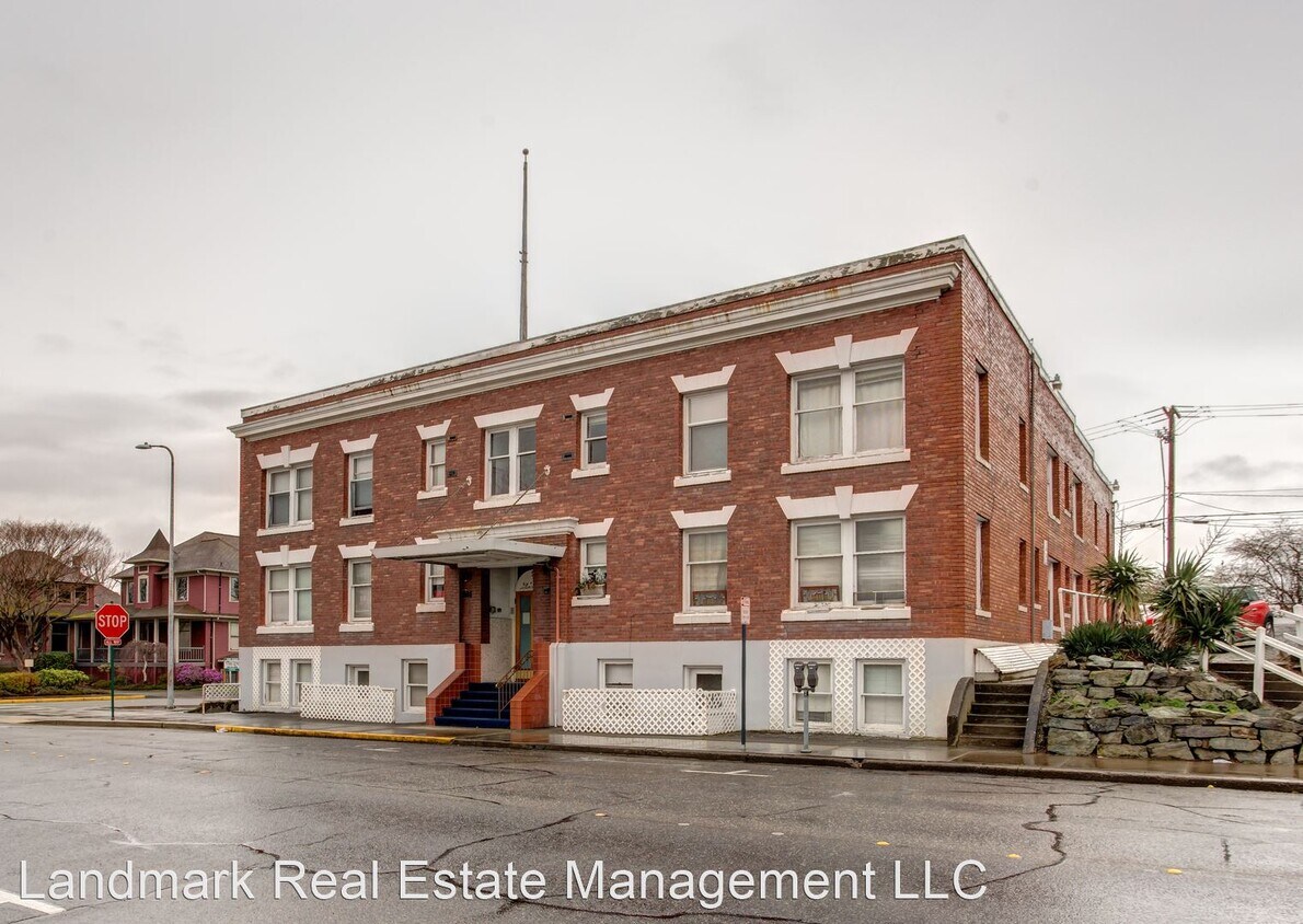 Foto principal - 222 N Commercial St