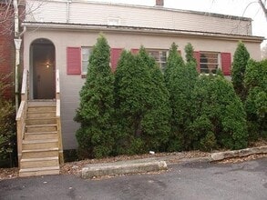 Building Photo - 34 Water St