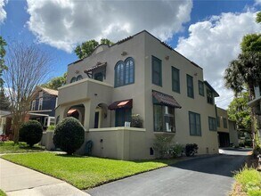 Building Photo - 715 Orange Park Ave