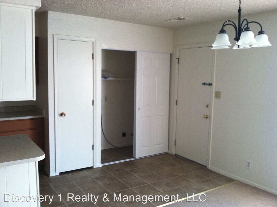 Building Photo - 3 br, 2 bath House - 1672 Arlene Rd SE