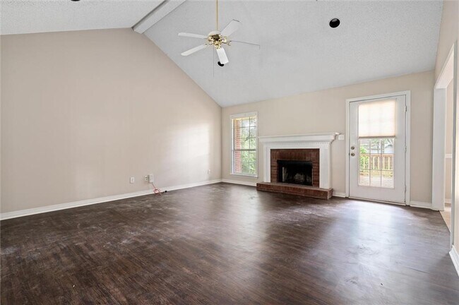 Building Photo - 10020 Silverthorne Ct