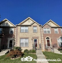 Building Photo - 402 Callander Way