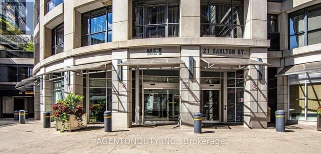 Building Photo - 21 Carlton St.