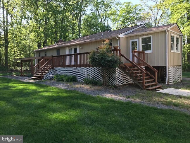 Foto del edificio - 41329 Red Hill Rd