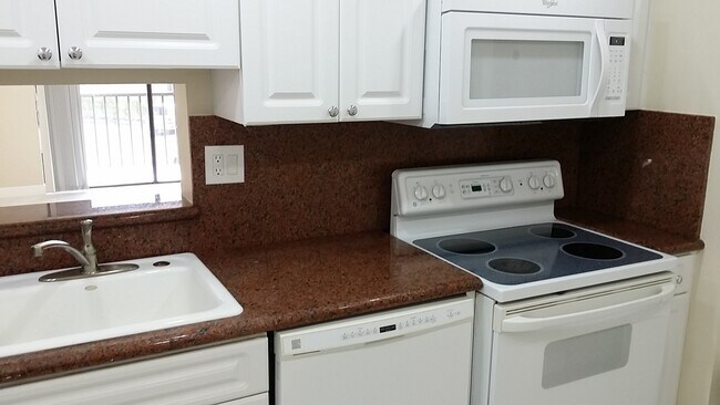 Foto del edificio - 8520 SW 133rd Avenue Rd