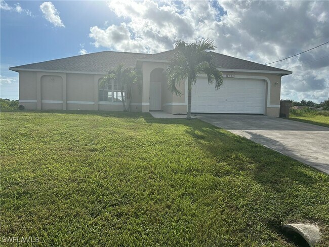 Building Photo - 2106 NW 9th Ave
