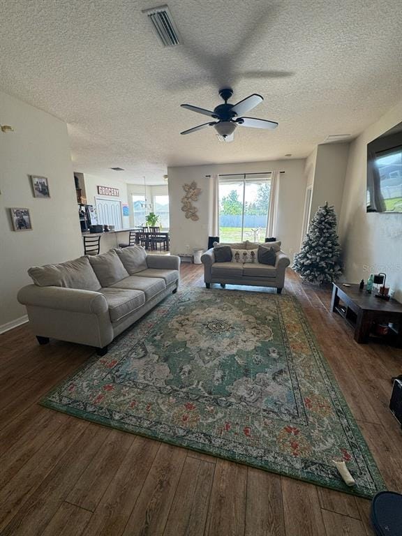 Building Photo - 2515 Torrens Dr