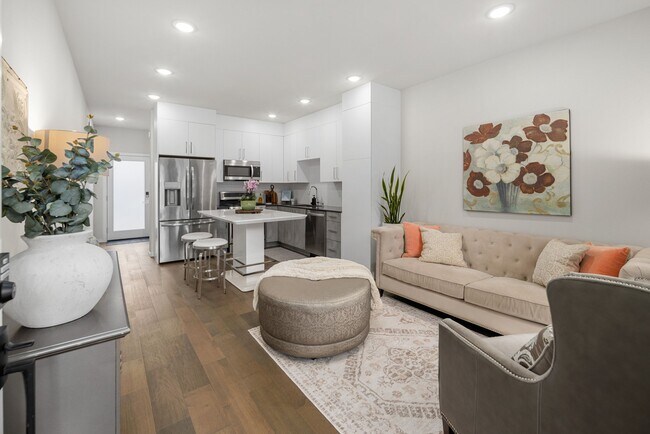 Foto del edificio - 1816 15th Ave S