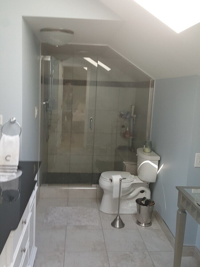 Foto del edificio - 940 W Concord Pl