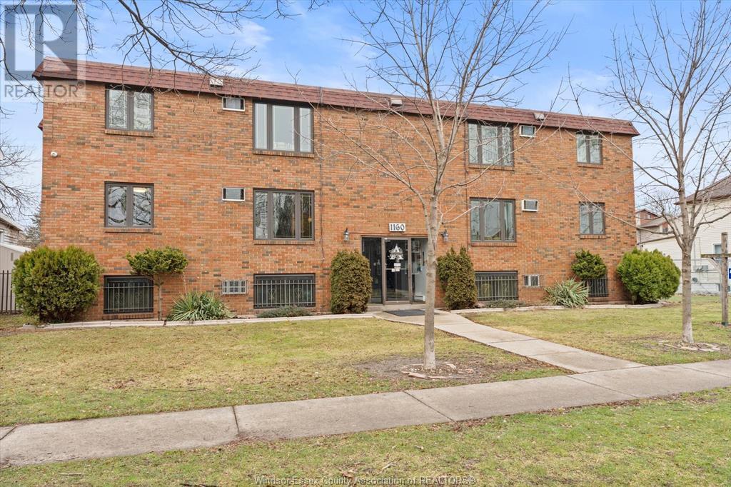 Photo principale - 1160 Howard Ave