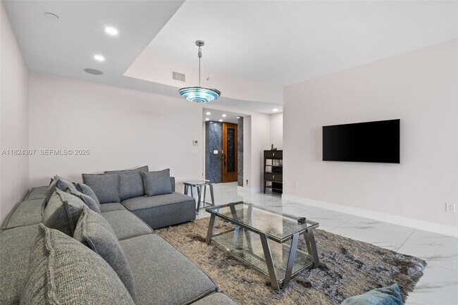 Foto del edificio - 17875 Collins Ave