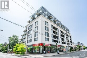 Building Photo - 170-170 Chiltern Hill Rd