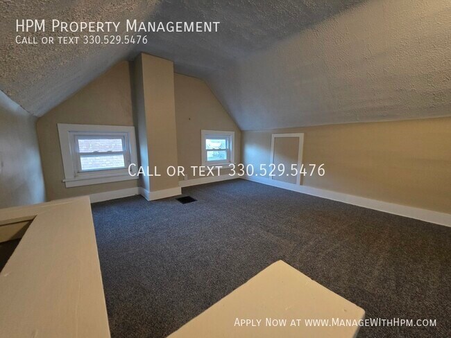 Building Photo - 423 Cypress Ave