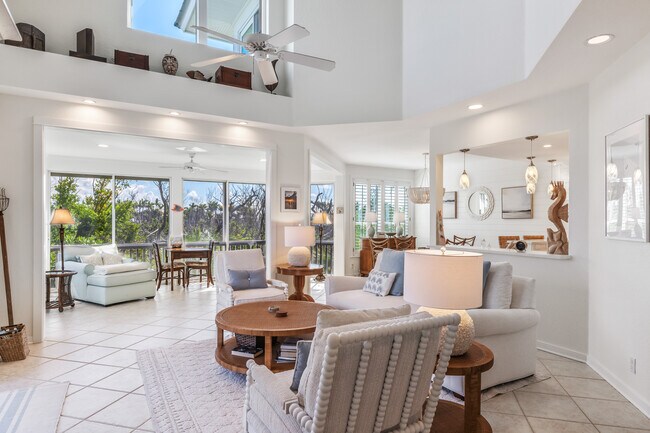 Foto del edificio - 701 S Harbor Dr