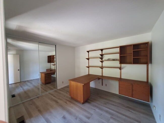 Building Photo - 3113 Lippizaner Ln