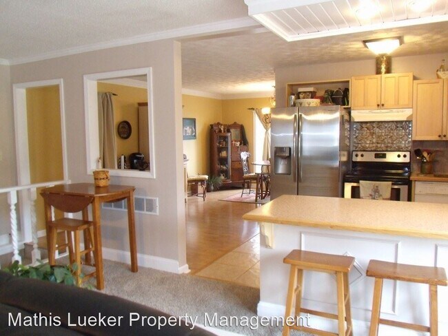 Foto del edificio - 3 br, 1.5 bath House - 1013 Highland Cir