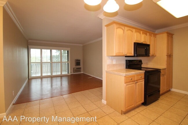 Building Photo - 1 br, 1 bath House - 1403 Marchbanks Drive...