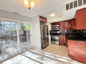 Building Photo - 1216 Westview Terrace