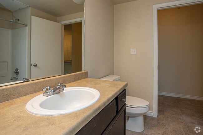 4BR, 2BA - 1304SF - Reserve at Jefferson Crossing